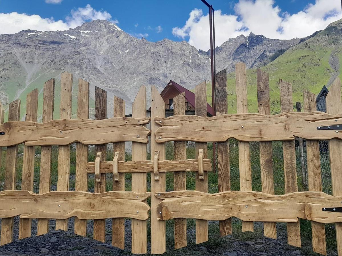 Mountain Flower Cottage Kazbegi Ngoại thất bức ảnh