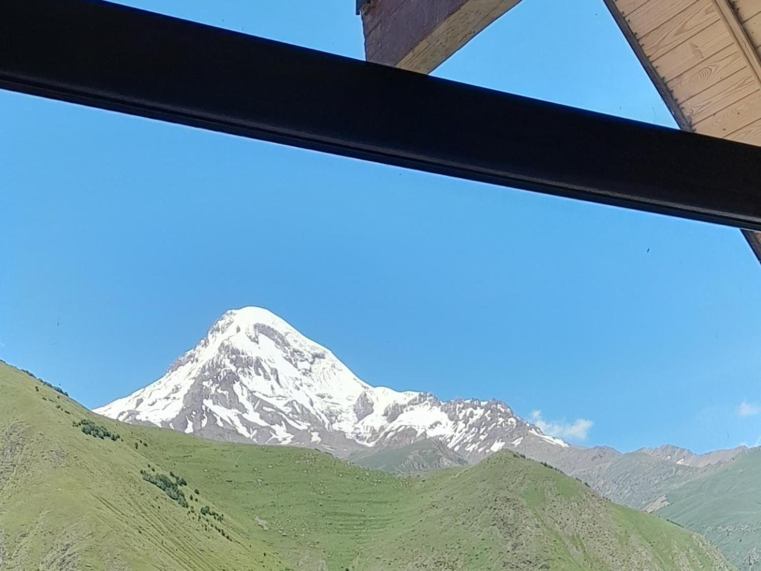 Mountain Flower Cottage Kazbegi Ngoại thất bức ảnh